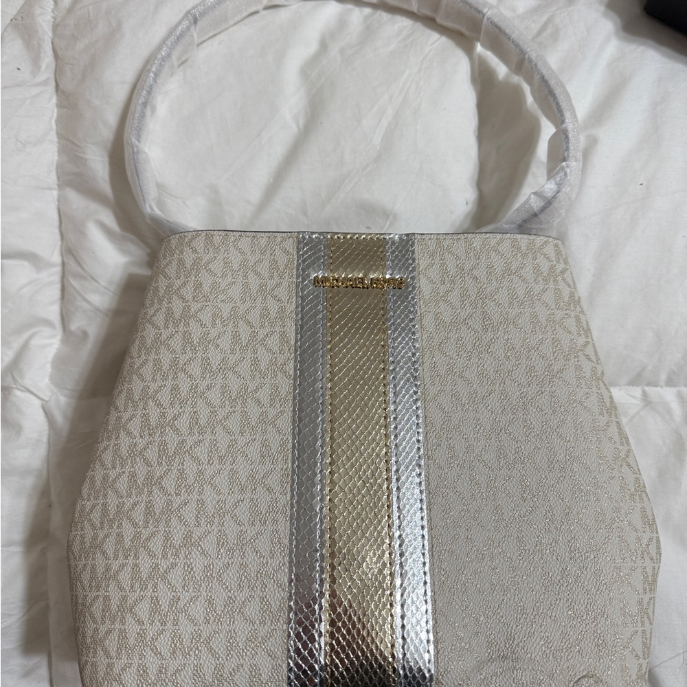 Michael Kors Cream and Silver Shoulder Bag